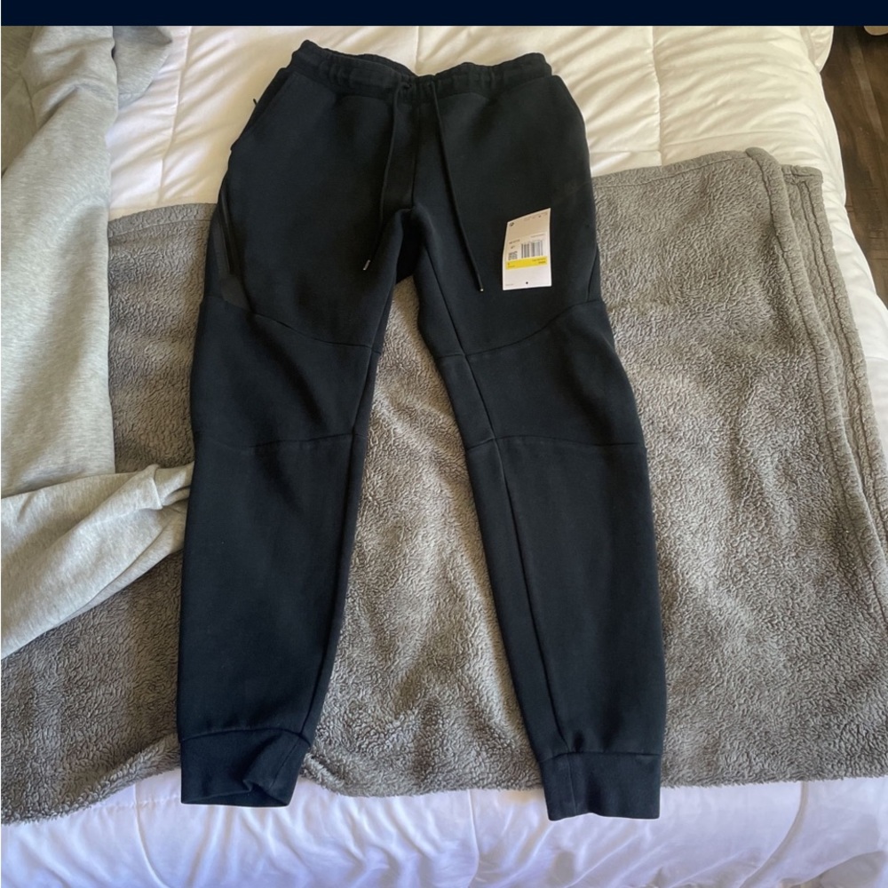 Nike fleece tech sweatpants